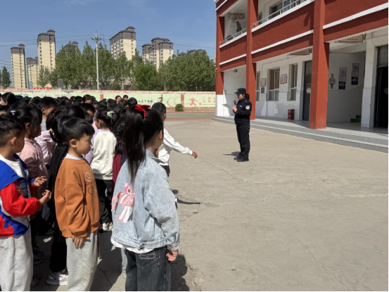 鹤壁队球员心态调整备战下轮比赛