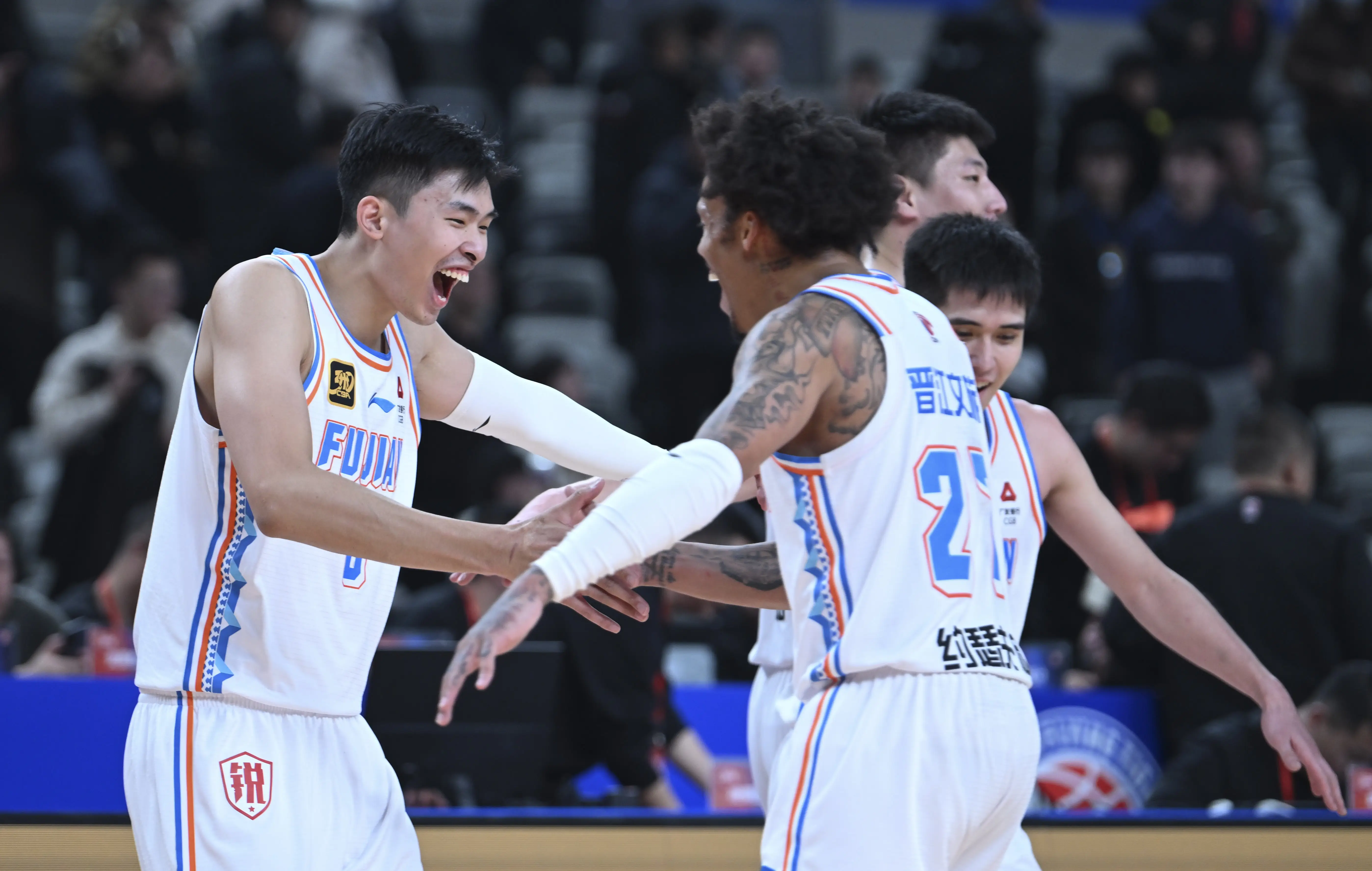 吉林客场力克青岛，实现四连胜连胜