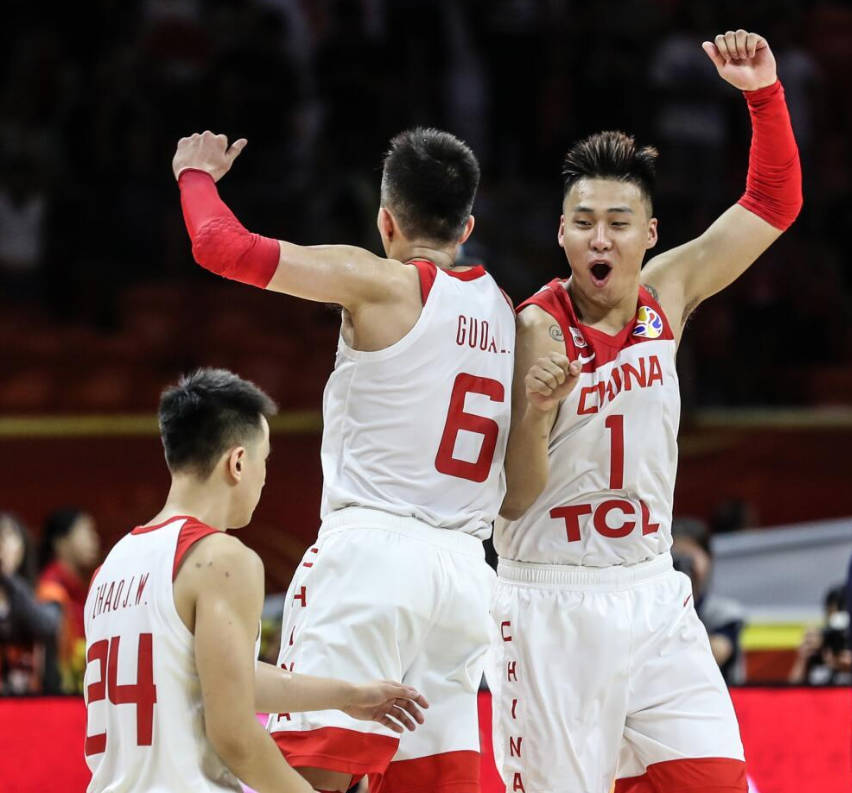 吉林队全队发挥出色，轻取对手