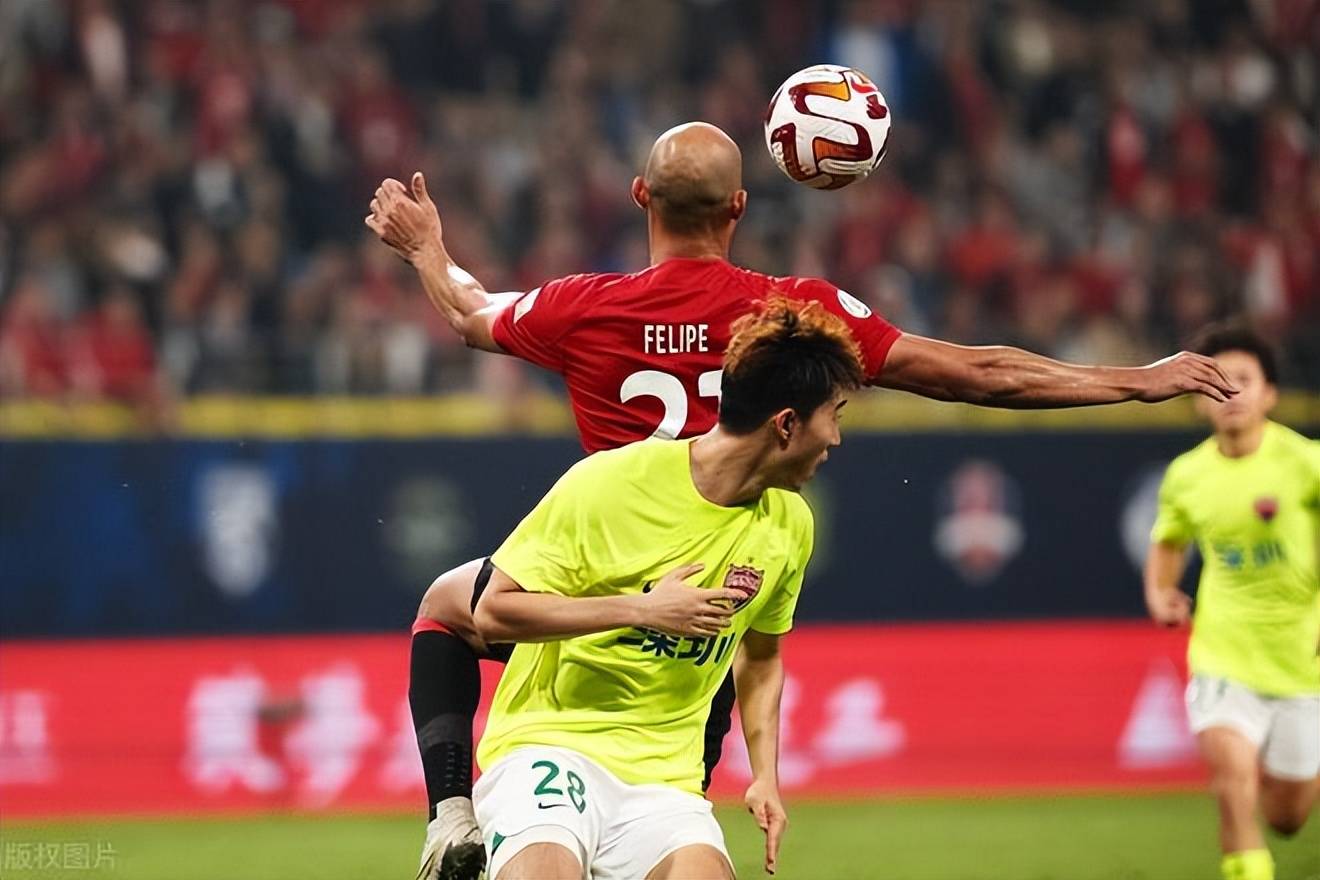 足球联赛即将迎来金秋赛季高潮，谁能夺魁的简单介绍