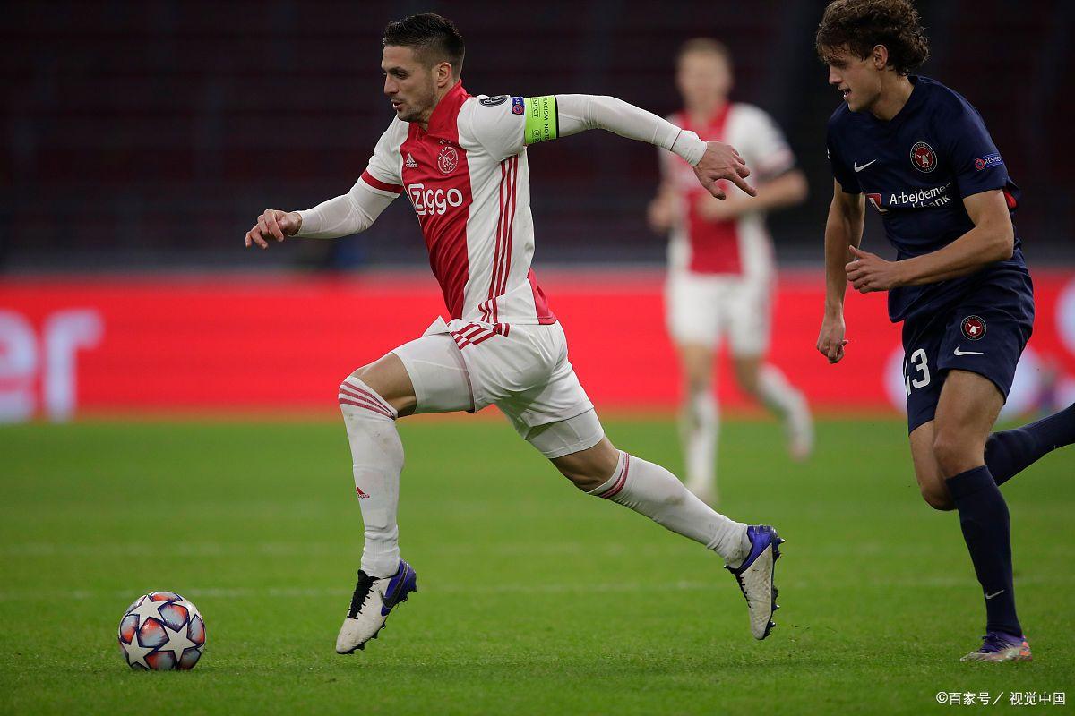 阿贾克斯以出色表现挺进下一轮 阿贾克斯以出色表现挺进下一轮