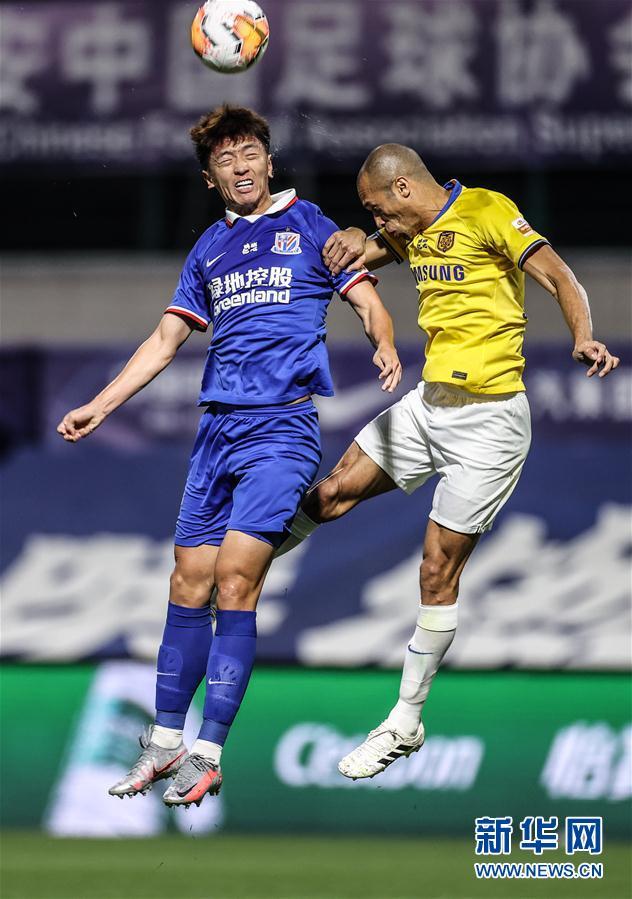 江苏苏宁客场不敌上海申花，连败吞苦果